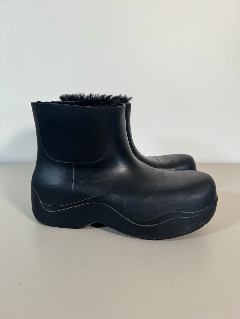 Bottega Veneta Shearling Puddle Boots Rubber Ankle Rain Boots EU 44 US 11